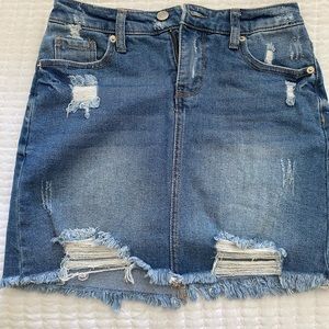 Size 2 Jean skirt.